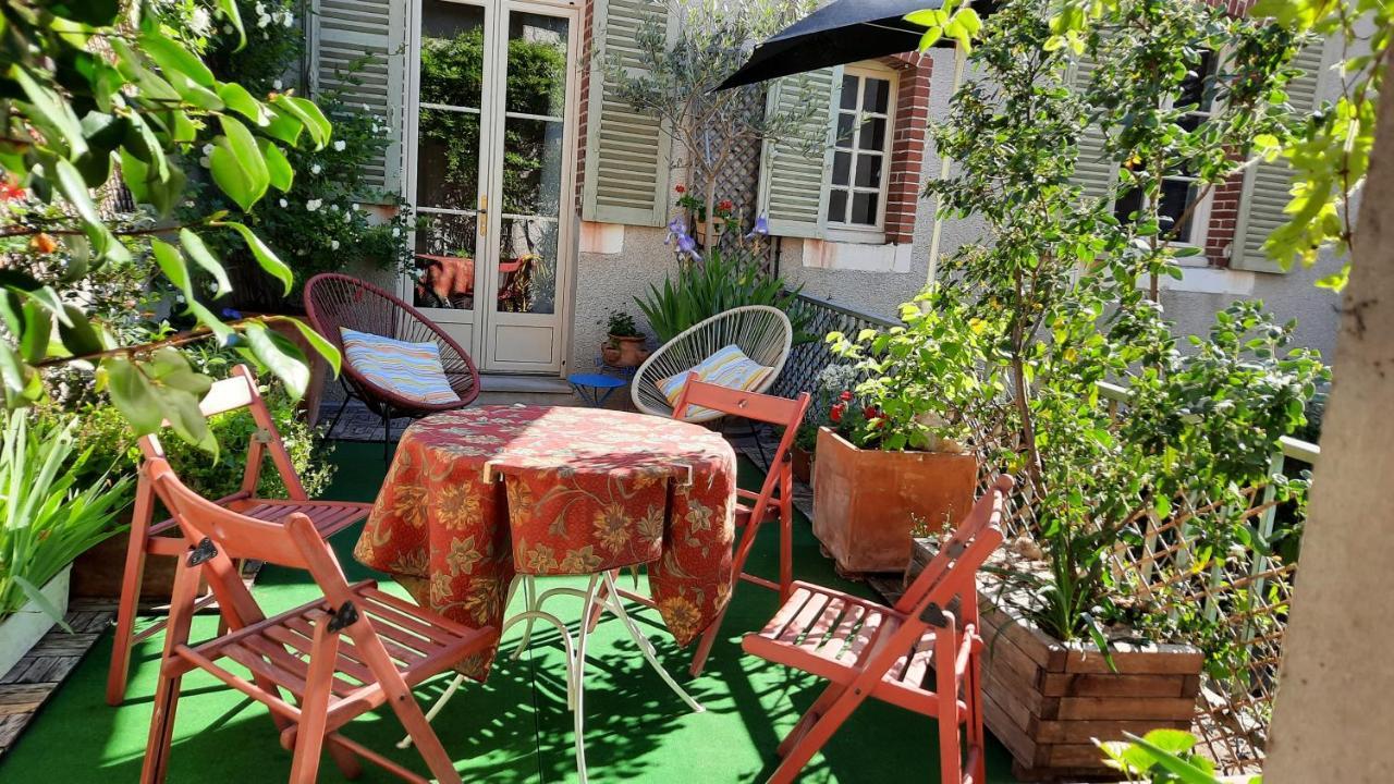 La Virgule De Tanlay Acomodação com café da manhã Exterior foto